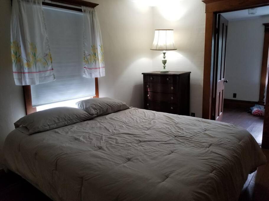Basecampwv-Durbin. Spacious 4 Bedroom House W/Yard Exterior photo
